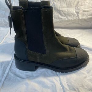 Black and Olive Napoleoni Chelsea Boots